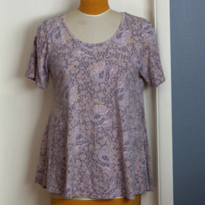 LuLaRoe Pink / Gray Paisly Design Perfect Tee - XL